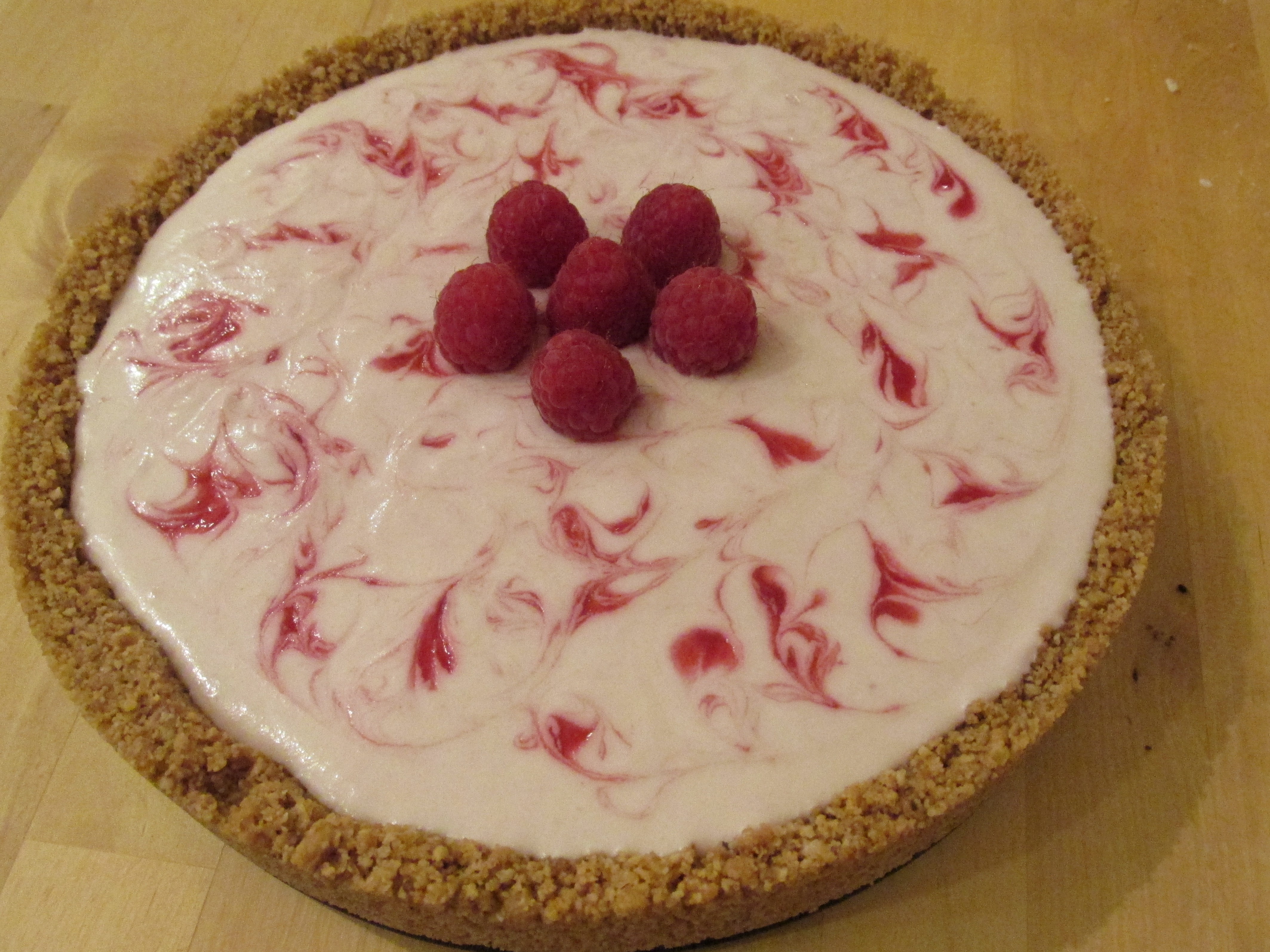 gluten free raspberry ripple cheesecake